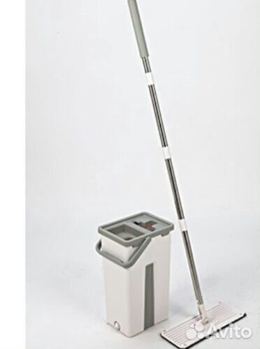 Швабра и ведро для отжима