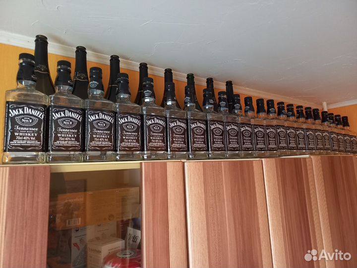 Бутылки Jack Daniels, игристое 1,5 литра