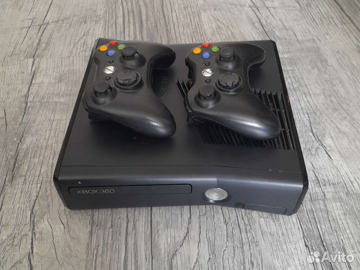 Xbox 360 slim 500gb прошитый freeboot 85 игр