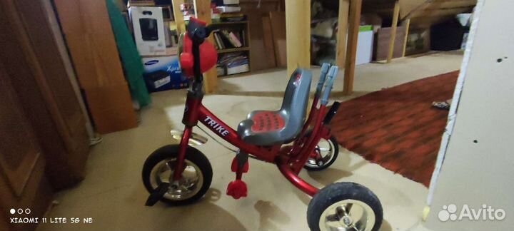 Трехколесный велосипед