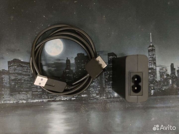 Оригинальный блок зарядки на PSP Vita Fat