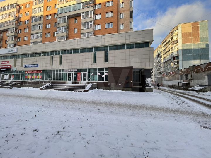 Торговая площадь, 680 м²