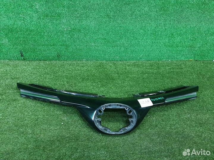 Решетка радиатора Toyota RAV 4 ca40 (2015-2019)