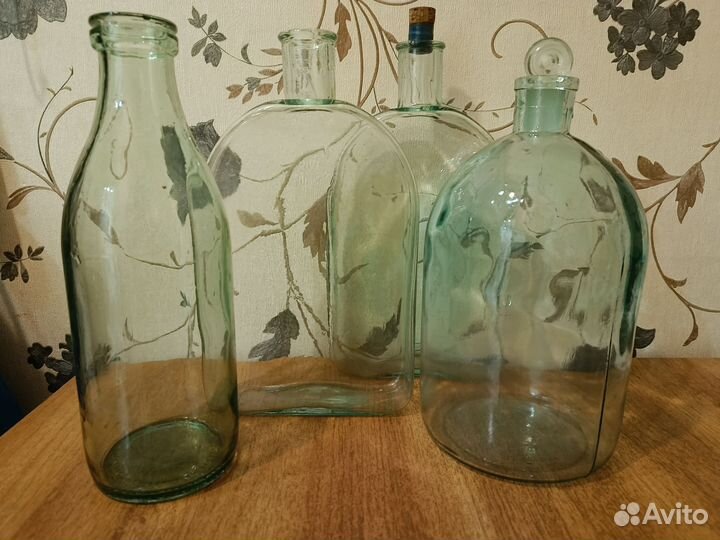 Бутыли стеклянные