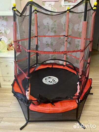 Детский батут с сеткой