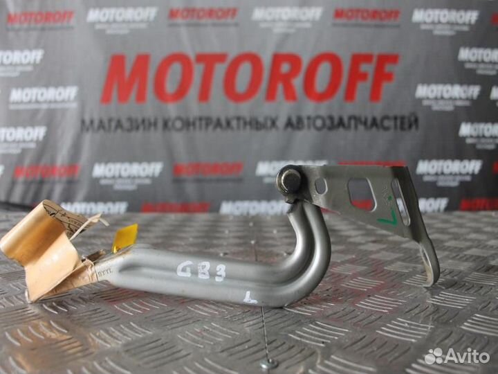 Шарнир капота Хонда Фрид GB3 левый А228