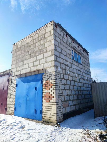 Гараж, > 30 м²