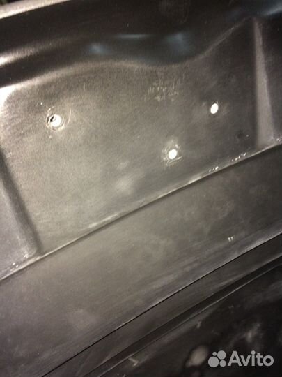 Тюнинг капот VW Touareg NF 2010-2014