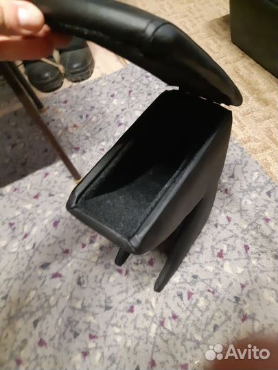 Подлокотник renault logan