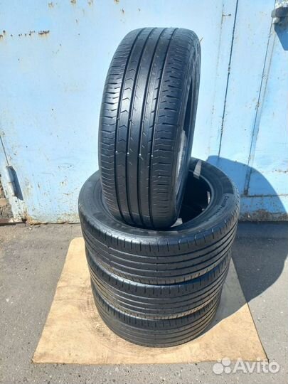 Continental ContiPremiumContact 5 215/55 R17