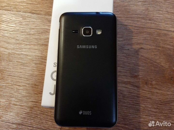 Телефон Samsung
