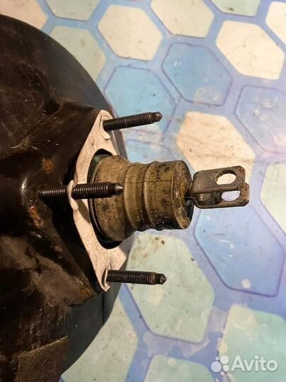 Вакуумный усилитель тормозов B32L43950D