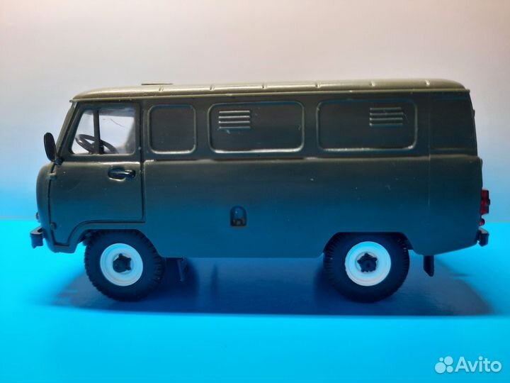 Модель УАЗ 3962 Коллекционная машинка