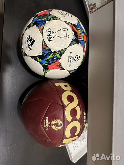 Футбольный мяч adidas лига чемпионов