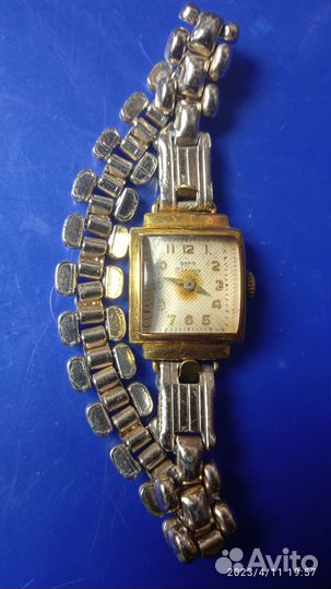 Часы позолоченные СССР 