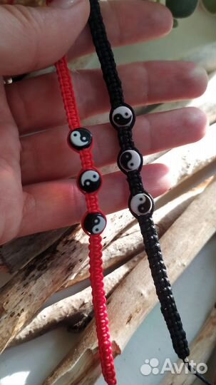 Браслет красная нить