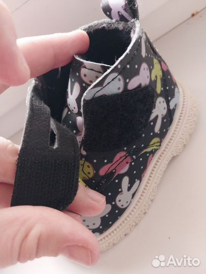 Ботинки демисезонные для девочки размер 18