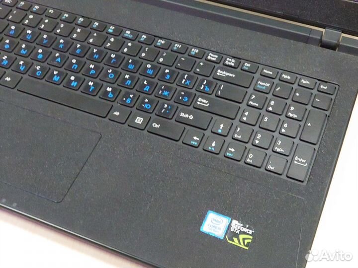 Игровой ноутбук GTX1050 4Gb/Core i5/IPS/ 8 ram/SSD