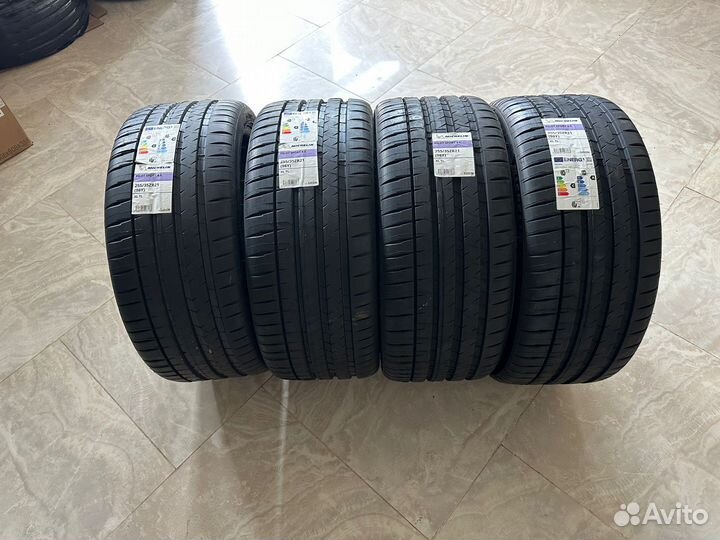 Michelin Pilot Sport 4 S 255/35 R21