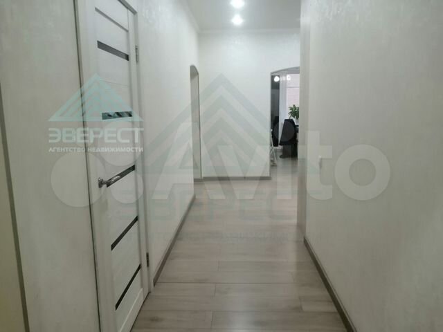 3-к. квартира, 105,6 м², 3/9 эт.