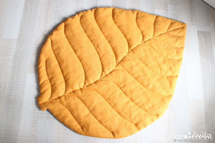 Интерьерный коврик лист плед