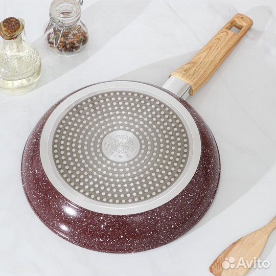 Сковорода кованая Magistro Natural. Brown, d26 см