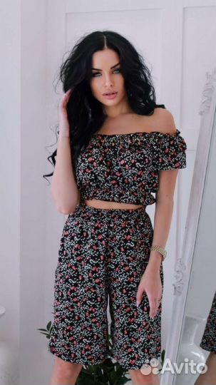 Костюм женский с шортами