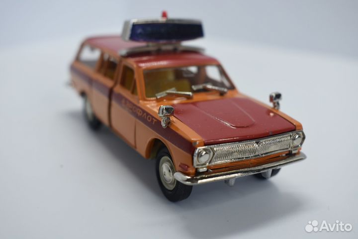 Волга газ 24 02 Аэрофлот / Эскорт модель 1:43