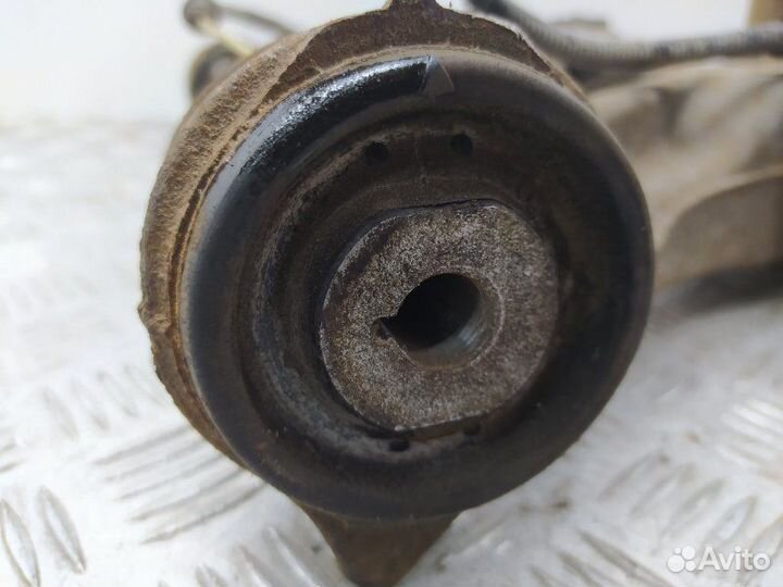 Б/У Б/У Рычаг задний Европа С механизмом ручника