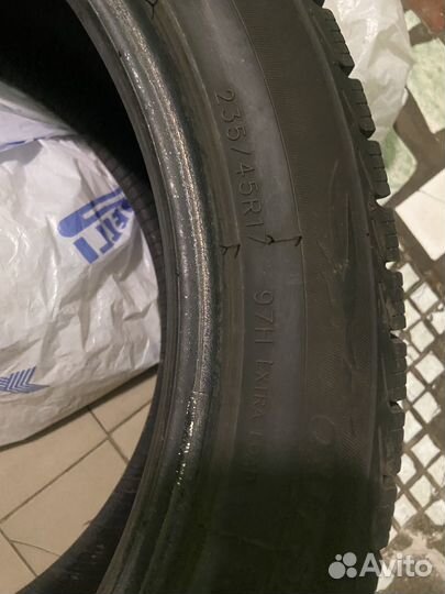 Toyo Observe G3-Ice 235/45 R17 204S