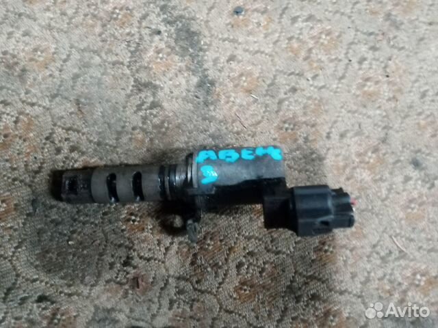 Клапан изменения фаз грм на Тойота Авенсис 02г