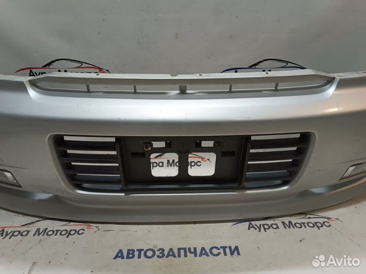 Бампер передний Nissan Elgrand E50