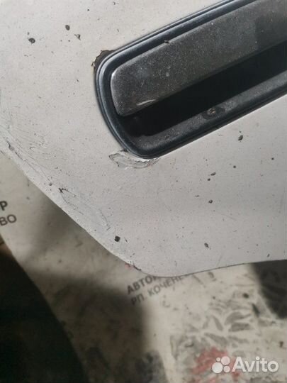 Дверь боковая задняя правая Toyota Corona AT170