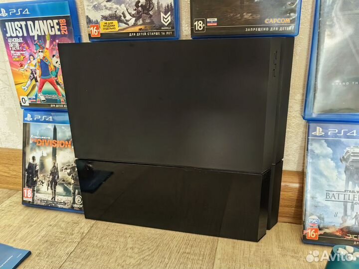 Sony PS4 / 2 джостика / игры