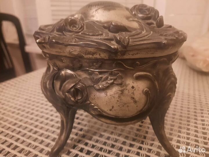 Шкатулка старинная