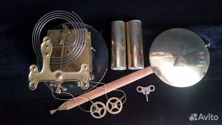 Механизм от настенных венских часов. Gustav Becker