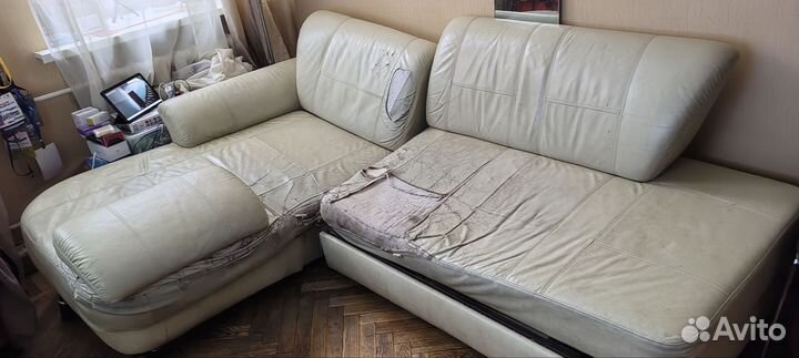 Угловой диван из натуральной кожи