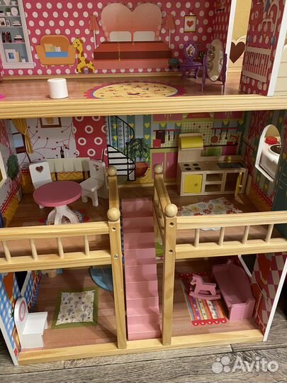 Домик кукольный