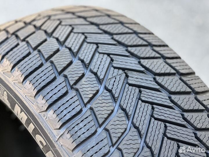 Michelin X-Ice Snow SUV 265/50 R22