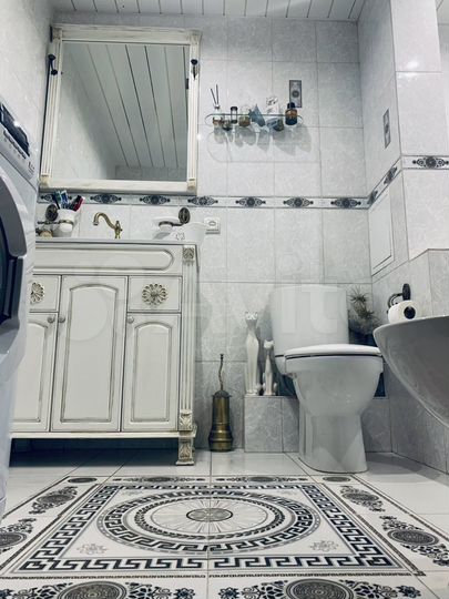 3-к. квартира, 70 м², 3/5 эт.