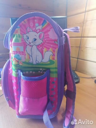 Школьный рюкзак