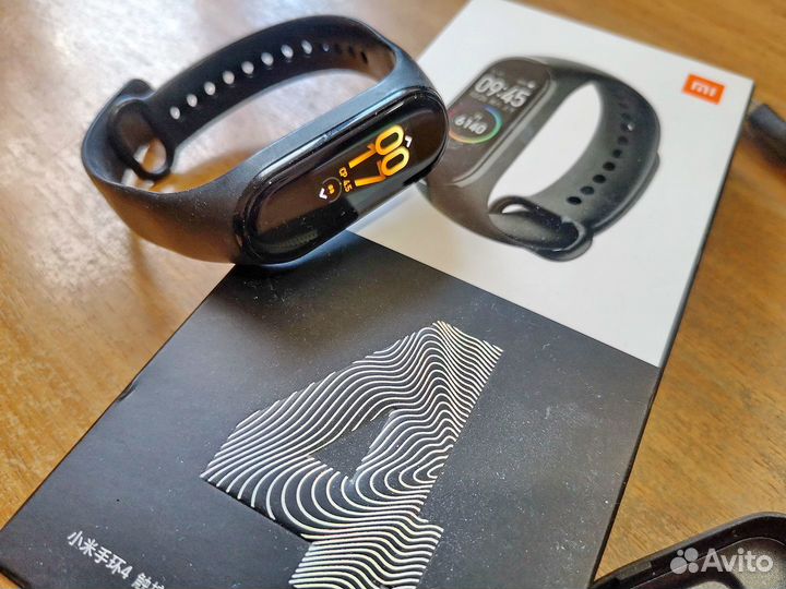Смарт-браслет Xiaomi Mi Band 4