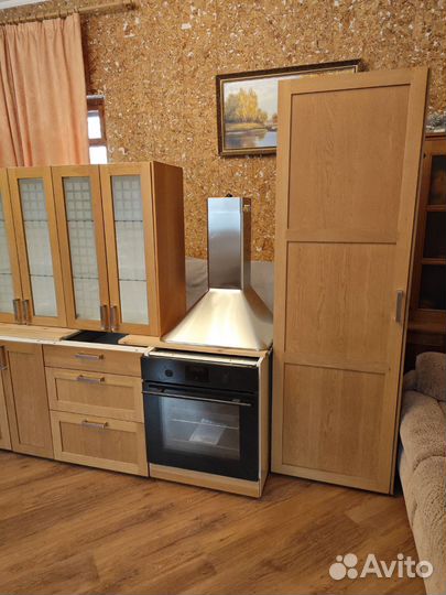 IKEA дубовая с техникой 1.8х3м отл сост