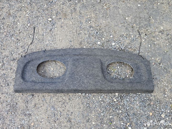 Полка задняя yaris 10
