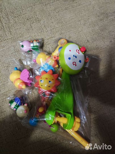 Мобиль на кроватку новый