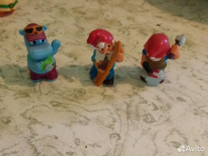 Игрушки из киндера