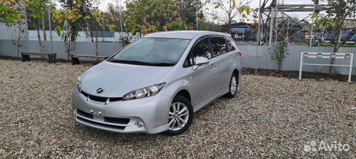 Toyota Wish 1.8 CVT, 2010, 78 000 км