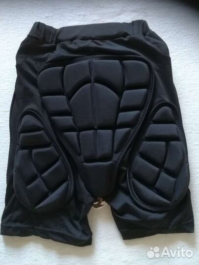 Шорты защитные. Новые. XL. L. M