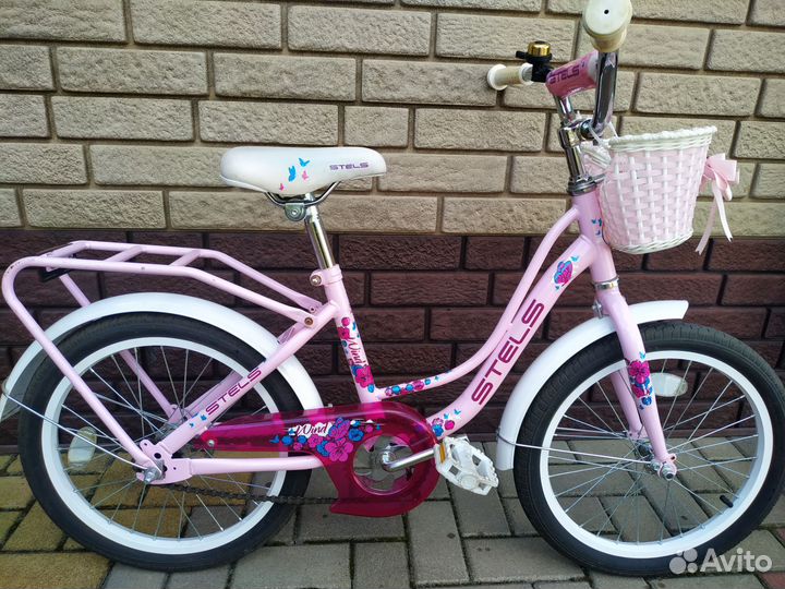 Продаётся велосипед для девочки марки stels