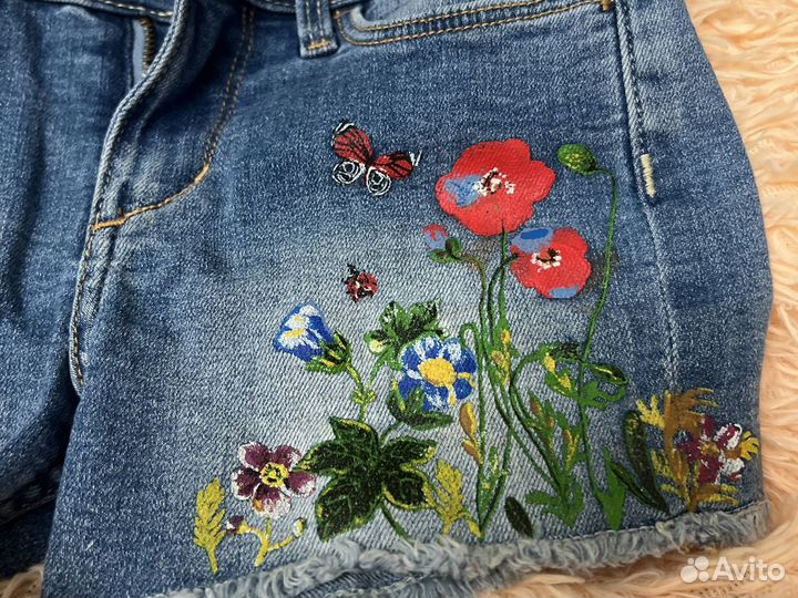 Шорты джинсовые HM для девочки р. 110